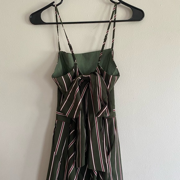 Olive green striped jumpsuit - Picture 3 of 4